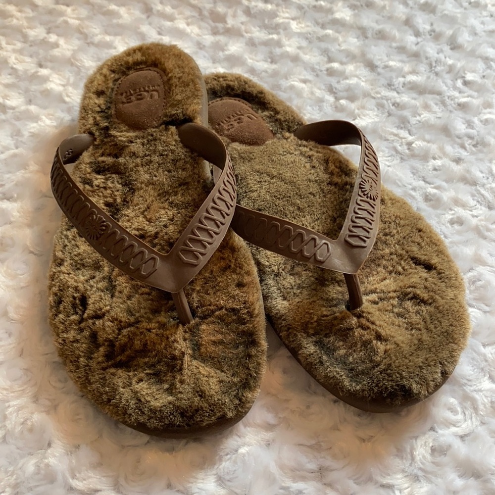 Ugg Fuzzy Fur Flip Flops